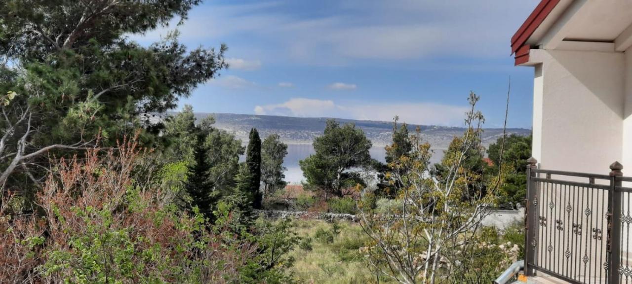 Apartmani Tinka Starigrad Paklenica Exterior foto