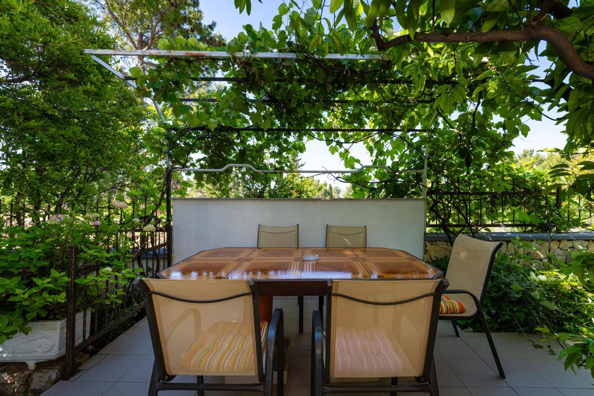Apartmani Tinka Starigrad Paklenica Exterior foto